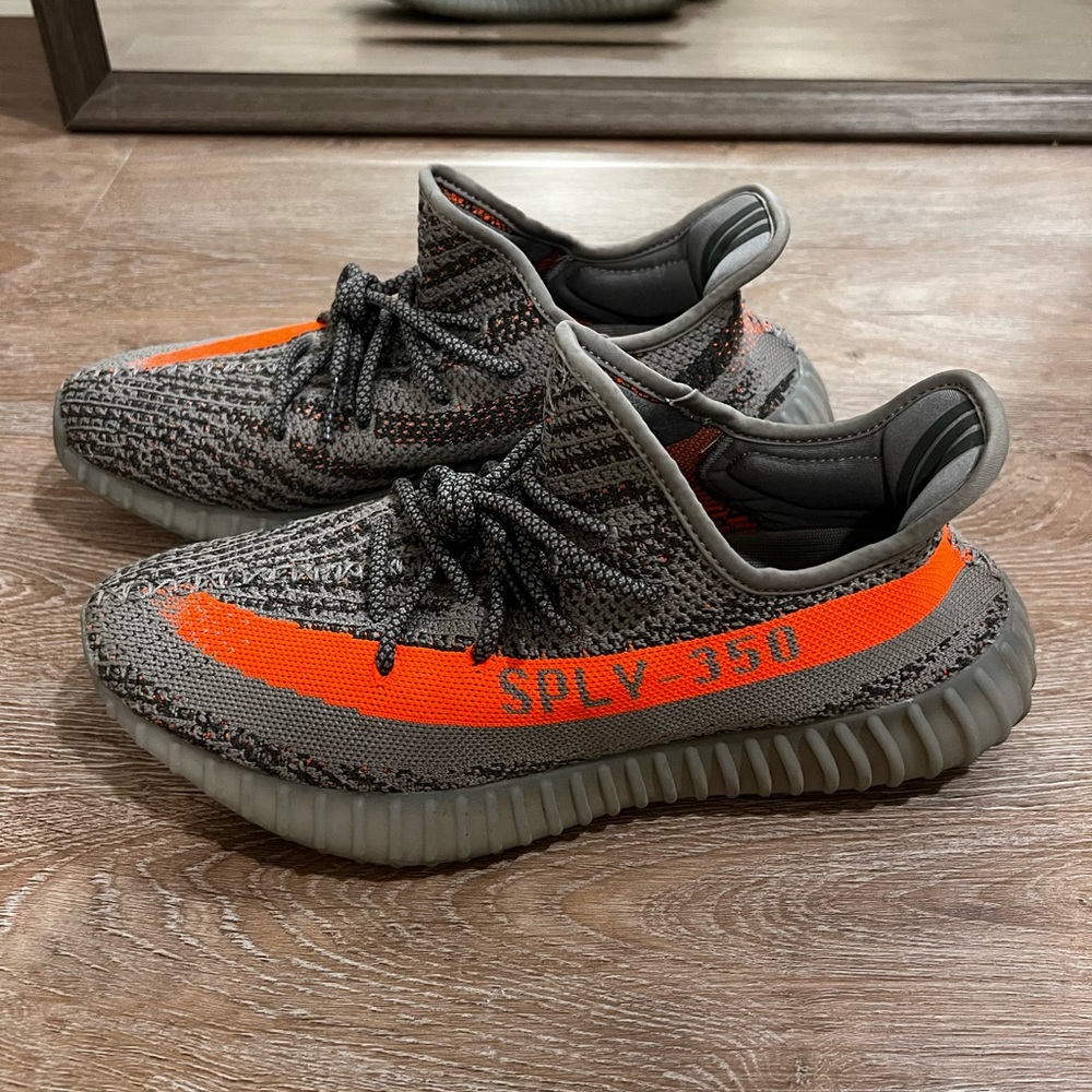 Almost new Yeezy’s, worn 2 times